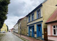 120